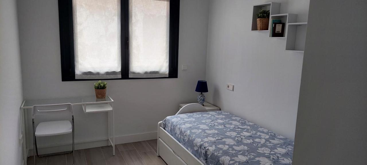 Apartamento Dindurra Centro Playa - Posibilidad Parking Gratuito Gijon Exterior photo